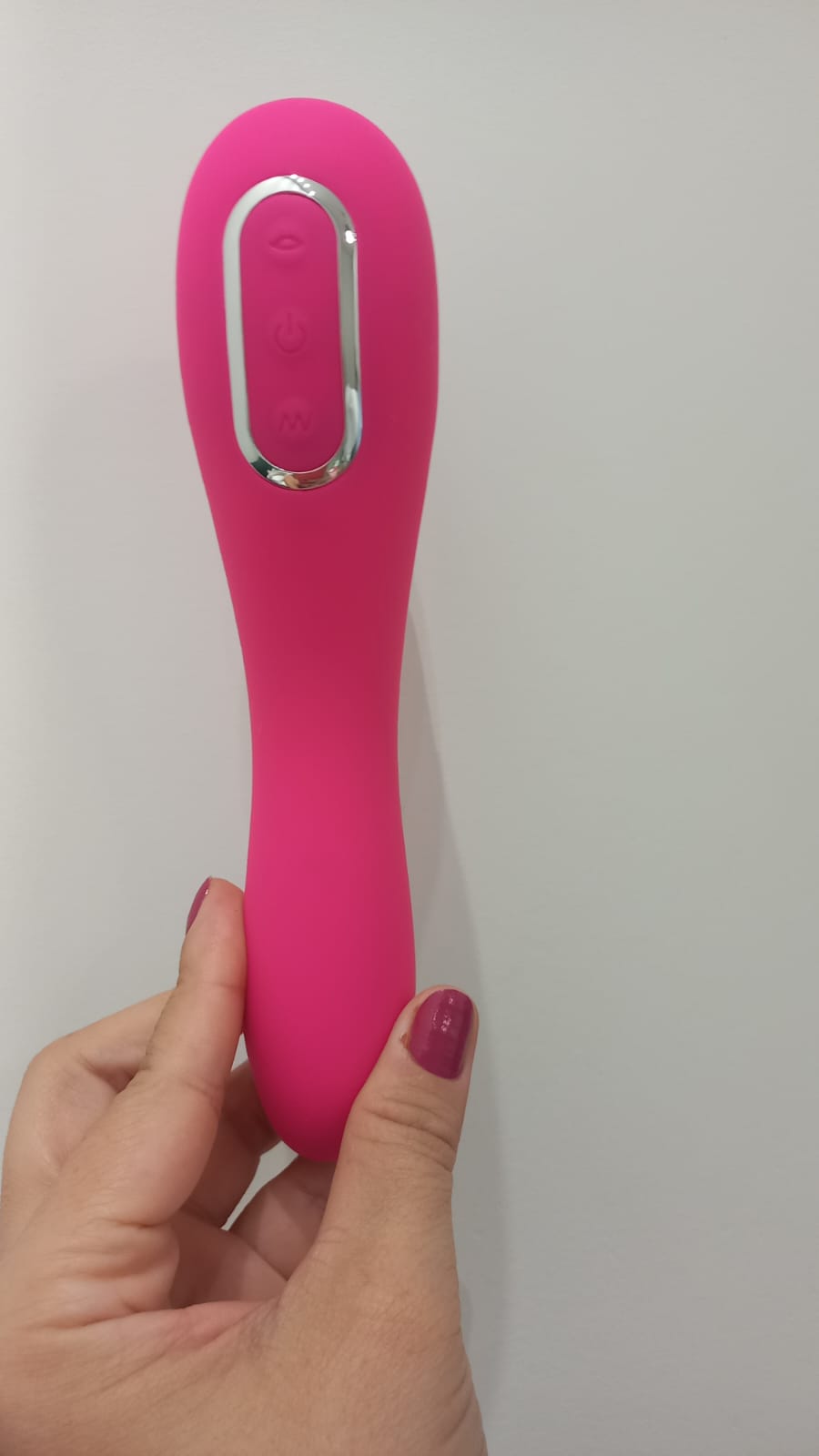 Vibrador 3 em 1 Penetração, Sucção e Massageador – Potência e Prazer Completo