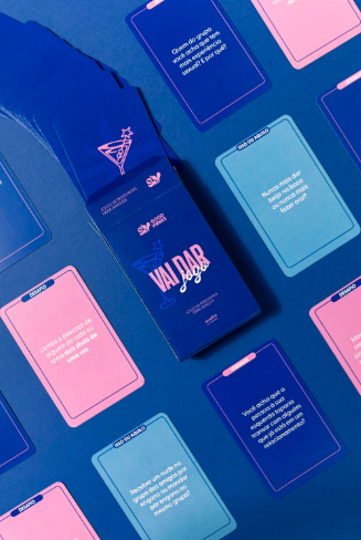 Kit Must Aquecimento + Hidratante Gel + Jogo de Cartas para Solteiros