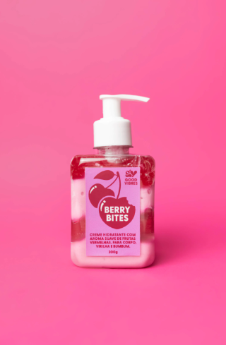 Kit Must Aquecimento + Hidratante Gel + Jogo de Cartas para Solteiros