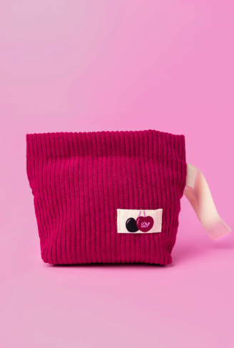 Necessaire Pocket Cherry – Compacta, Versátil e Sempre com Você