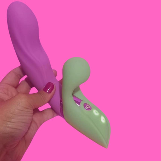 Macetando – Vibrador Penetrável com Função Tapping e Estimulador de Clitóris