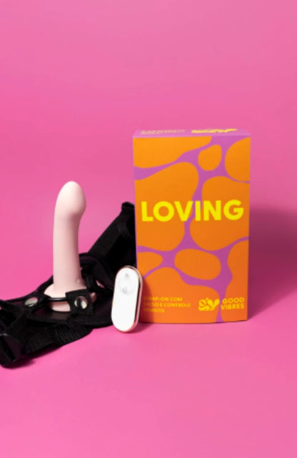 Loving Strap-on com Dildo e Controle Remoto