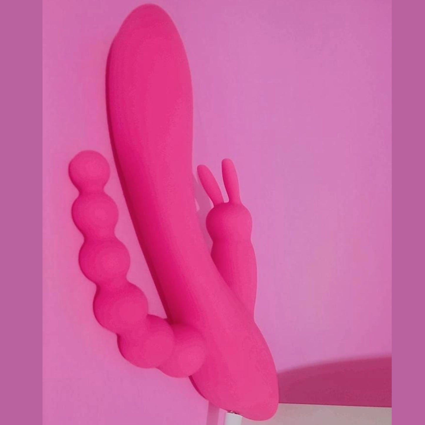 Trinity vibrador — três estímulos, um único destino: fazer você perder o controle