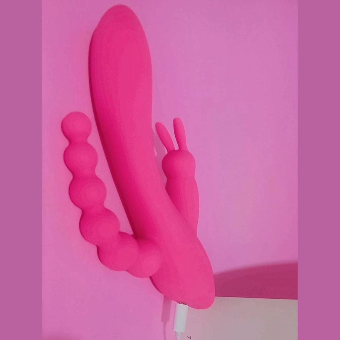 Trinity vibrador — três estímulos, um único destino: fazer você perder o controle