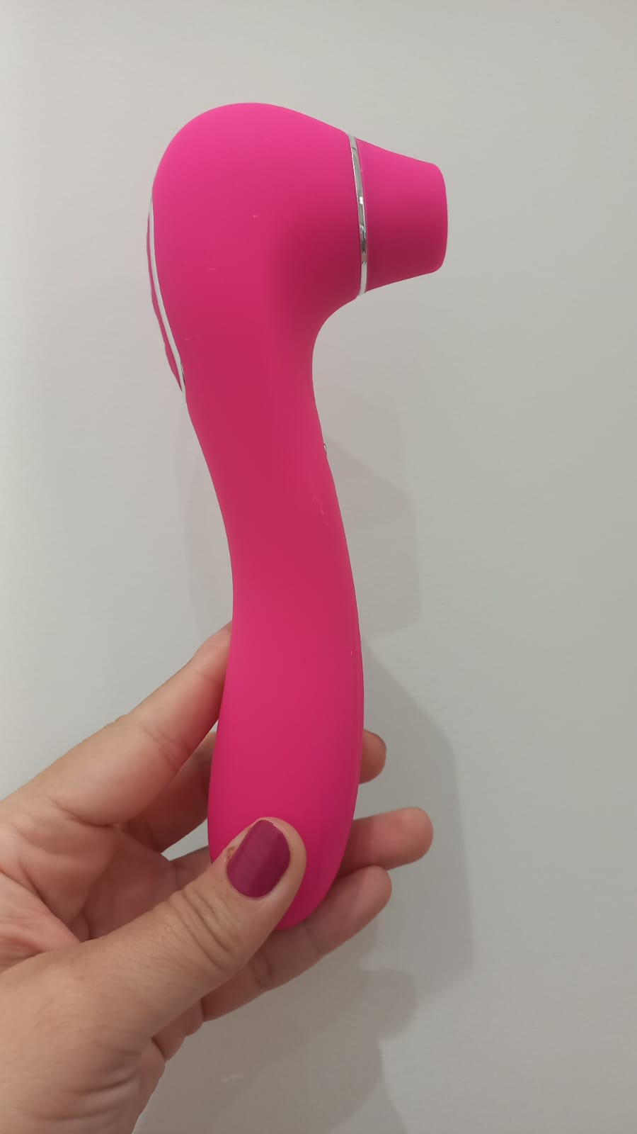 Vibrador 3 em 1 Penetração, Sucção e Massageador – Potência e Prazer Completo